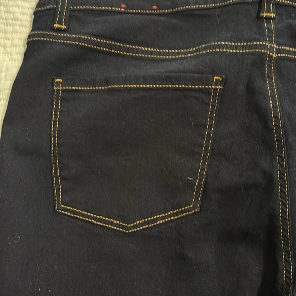 Talbots | Simply Flattering Denim Pedal Pusher 17” inseam 12P Dark Wash - Picture 8 of 15